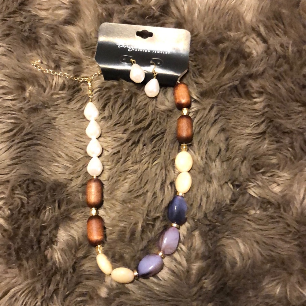 Tanya Creation Set Necklace & earrings